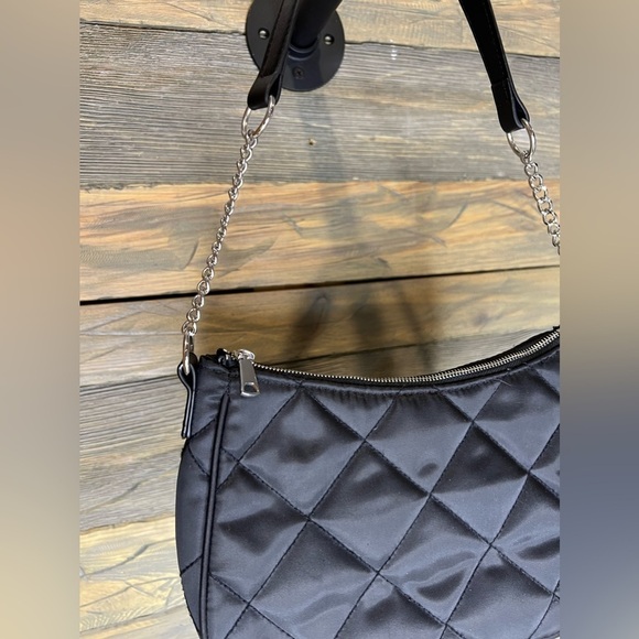 H&M Black Quilted Shoulder Bag Black - Picture 3 of 9